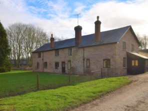 4 Bedroom Brook Farm House on a Private Estate near Lyonshall, Herefordshire, England